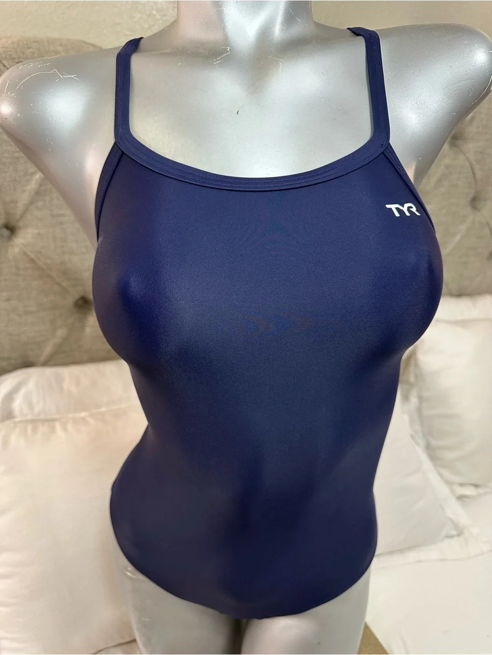 TYR NAVY RACERBACK COMPETITION ONE PIECE SWIMSUIT WOMEN’S SIZE 34